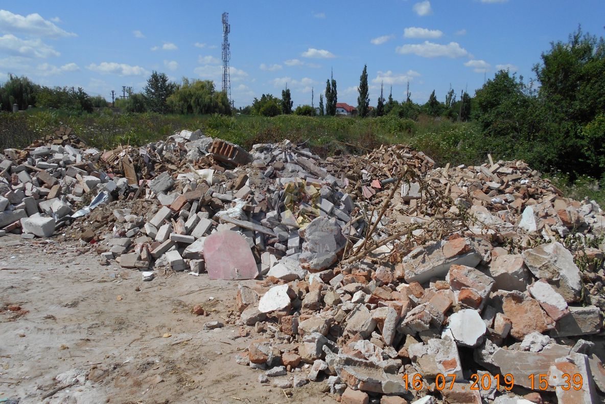 Arad: Bărbat din Arad, amendat cu 6.000 lei pentru că și-a depozitat moloz pe teren. Explicația bărbatului nu convins a Poliția Locală