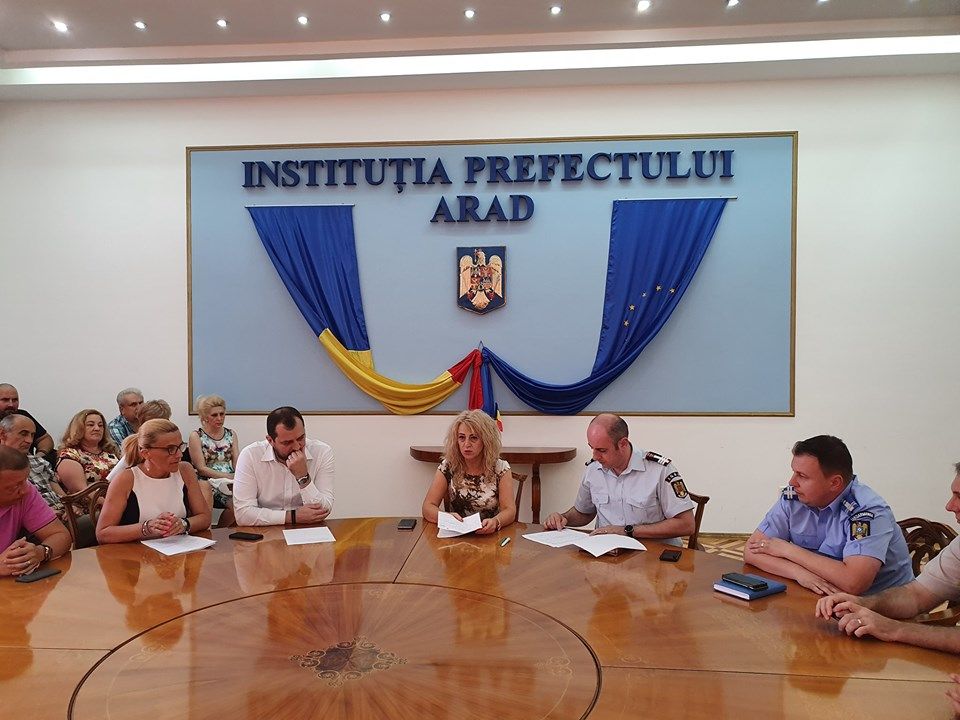 Arad: S-a găsit soluția pentru criza gunoaielor din Arad. Responsabilitatea, dată primarilor