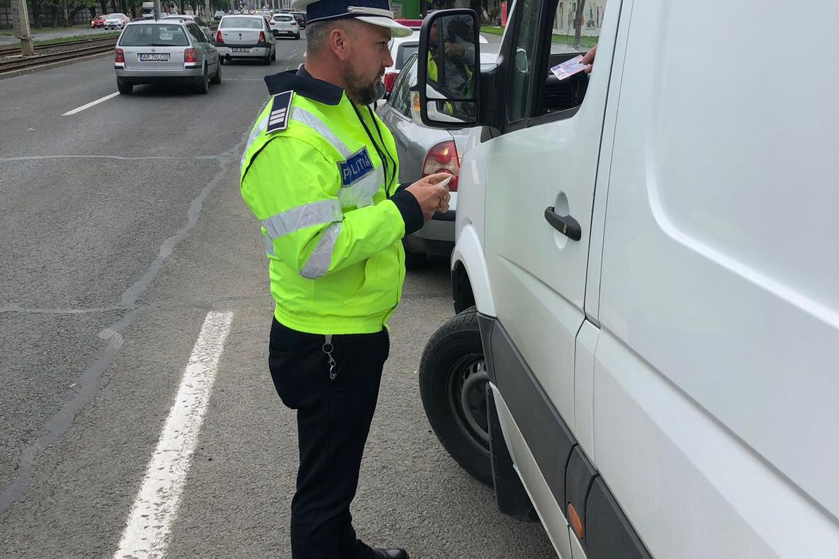 Arad: 111 amenzi, într-o singură oră, în Arad. Ce au constatat polițiștii