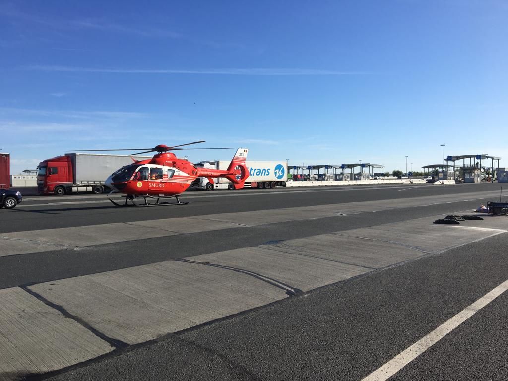 Arad: AUDIO O femeie a decedat și 4 persoane au fost rănite grav înt-un accident care a avut loc în județul Arad. S-a intervenit cu elicopterul SMURD