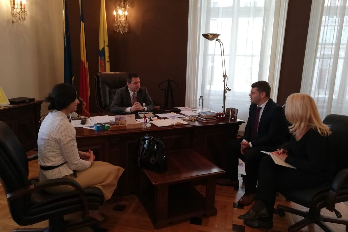 Arad: AUDIO Programul "O zi cu primarul", prin care cei care doresc pot petrece o zi cu edilul-șef, a fost reluat la Arad. Lucrurile inedite aflate de participanți