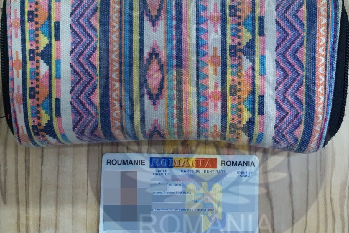 Arad: Gestul civic extraordinar al unei eleve din județul Arad. Drept recunoștință, Poliția Locală a însoțit-o imediat