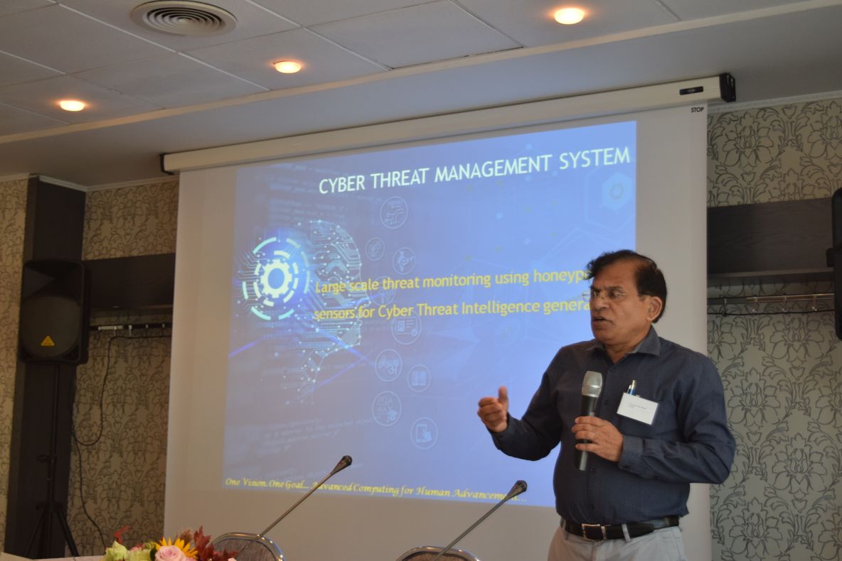 Arad: Mai mulți specialiști în domeniul inteligenței artificiale, la Arad. Ce discută