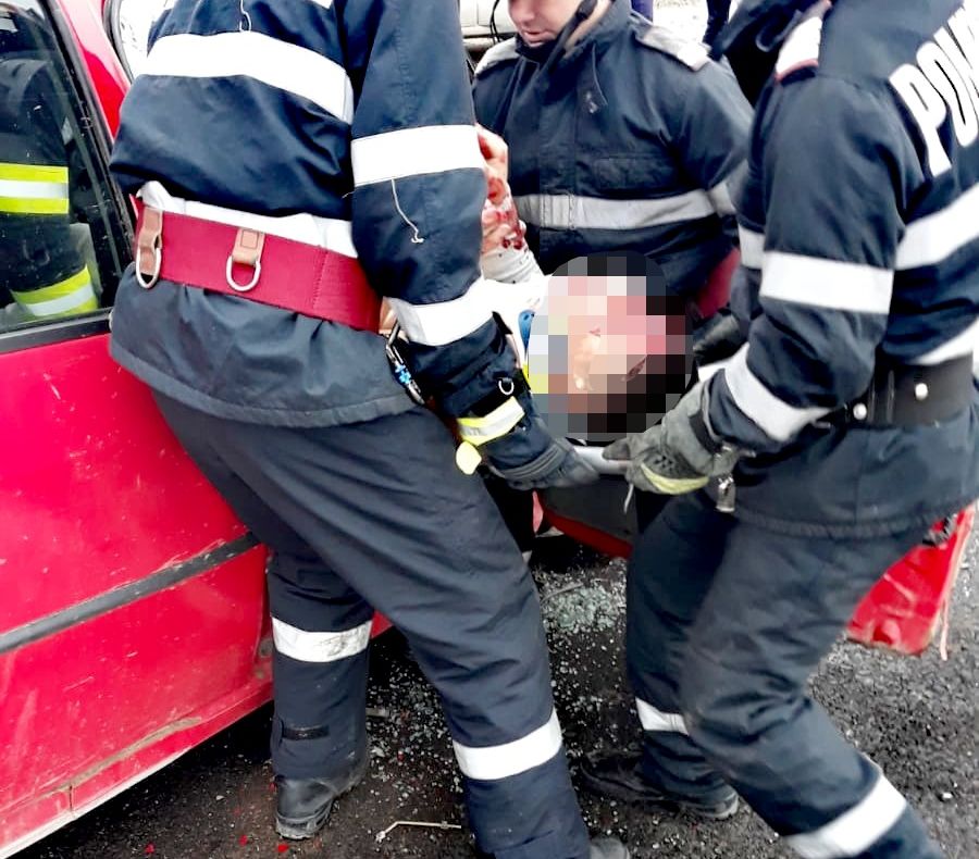 Arad: AUDIO Bărbat de 20 de ani, rănit grav într-un accident care a avut loc în Arad