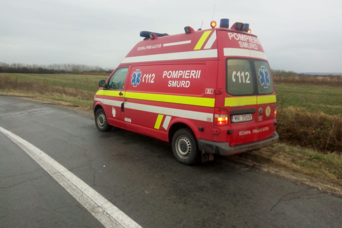 Arad: AUDIO FOTO Accident grav în județul Arad. Tânăr de 15 ani, transportat cu elicoptersul SMURD