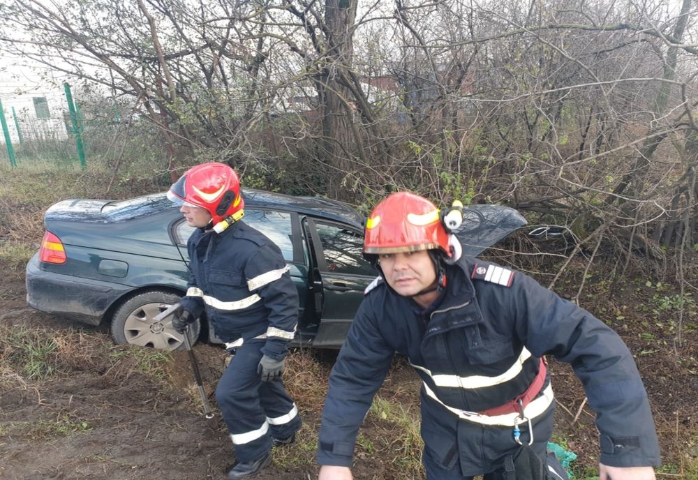 Arad: AUDIO FOTO VIDEO 2 bărbați răniți, după ce un șofer de 19 ani nu a acordat prioritate