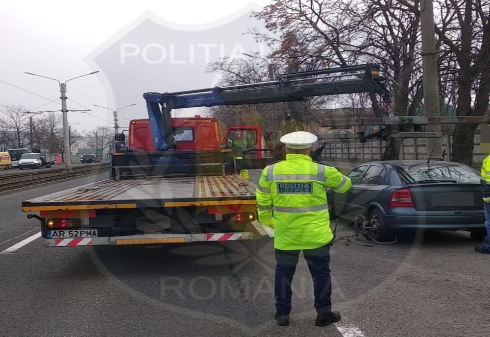 Arad: 8 șoferi amendați și 2 mașini ridicate, în câteva ore, în zona Atrium Mall din Arad. Motivele