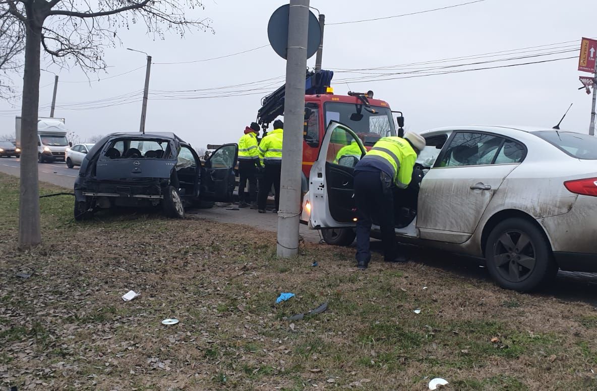 Arad: Accident grav pe un pod din Arad