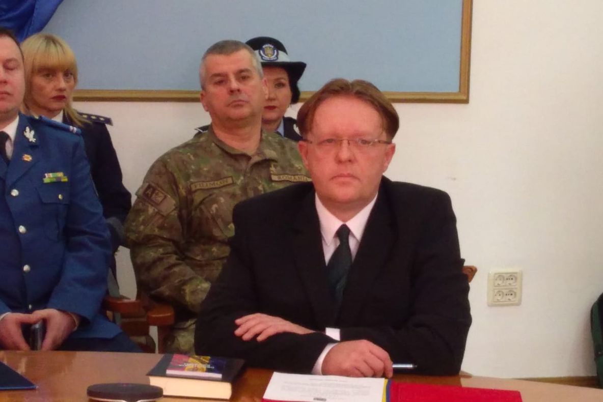 Arad: FOTO Noul subprefect, Sergiu Adrian Paul, a depus jurământul. Lucrează în Prefectura Arad din 2001