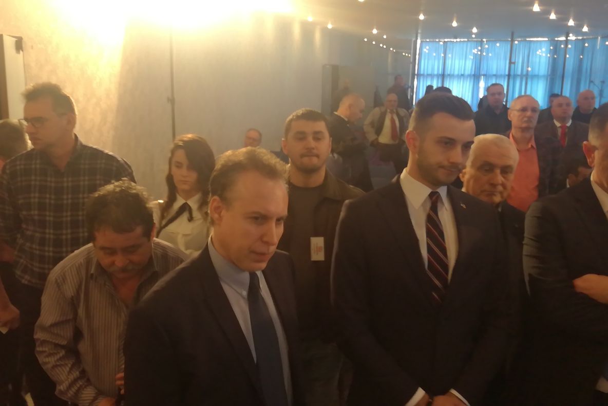 Arad: AUDIO FOTO VIDEO Senatorul PSD Mihai Fifor a câștigat funcția de președinte al PSD Arad