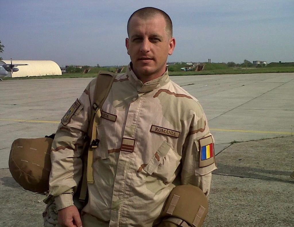 Arad: AUDIO FOTO Jandarmul Dorin Pașca, din Arad, premiat de către armata SUA și felicitat de ministrul MAI. Motivul