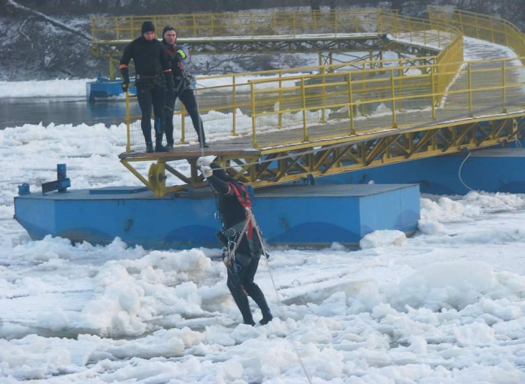 Arad: Pompierii din Arad au intervenit la dezastrele civile încă din 1968: inundații mari și prăbușirea unui bloc. Reacția autoritățile comuniste