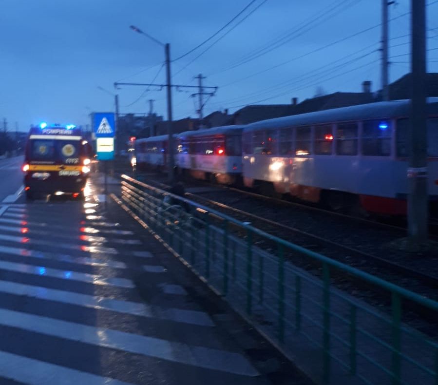 Arad: AUDIO Accident grav: o femeie din Arad a murit lovită de tramvai
