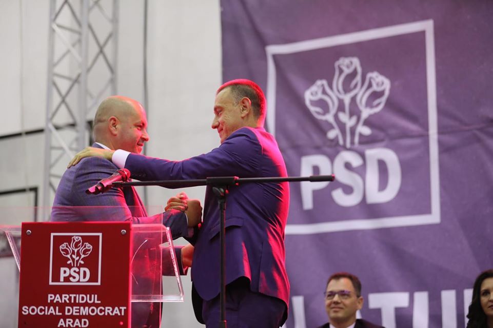 Arad: AUDIO Mihai Fifor candidează pentru funcția de președinte al PSD Arad. Actualul președinte, Dorel Căprar: "ține de caracterul fiecăruia. Și de cei 7 ani de acasă"