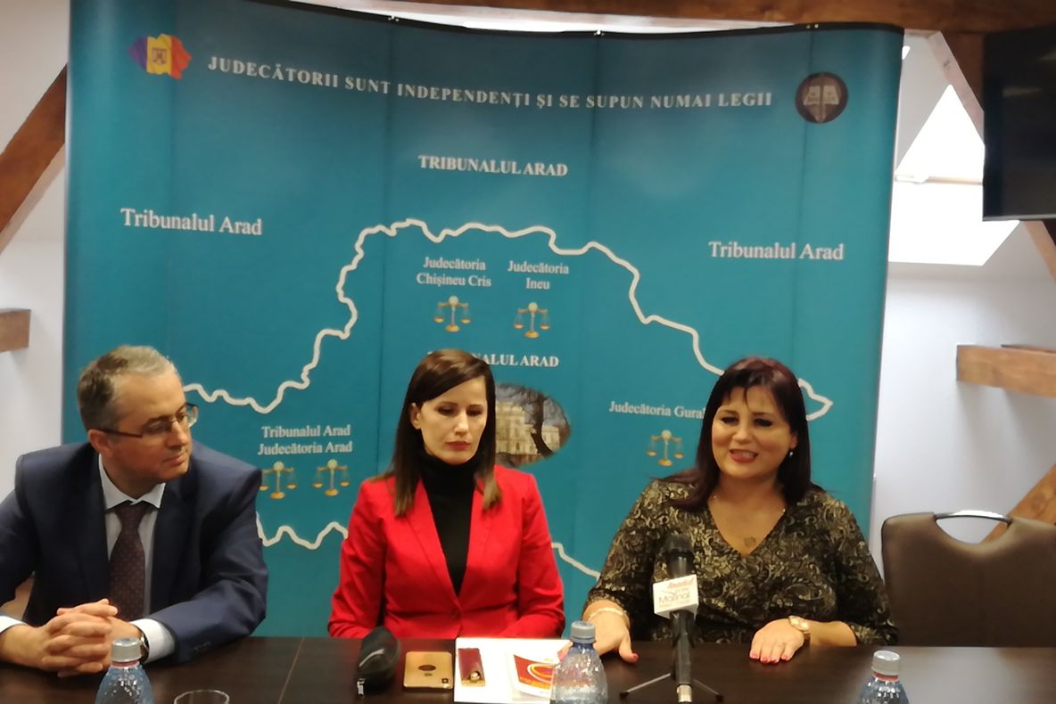 Arad: AUDIO Un like pe social-media sau fotografii nepotrivite le pot aduce magistraților sancțiuni. Ce măsuri iau judecătorii CSM