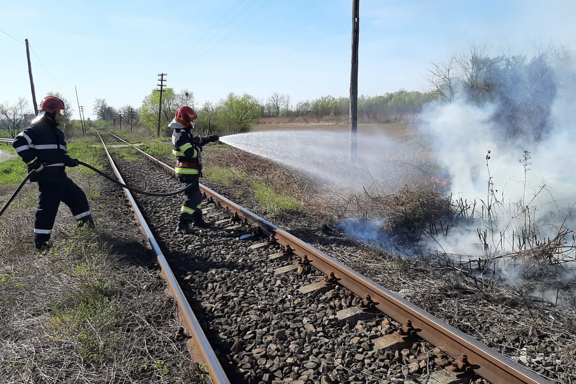 Arad: FOTO VIDEO Ce au făcut salvatorii din Arad de Paște