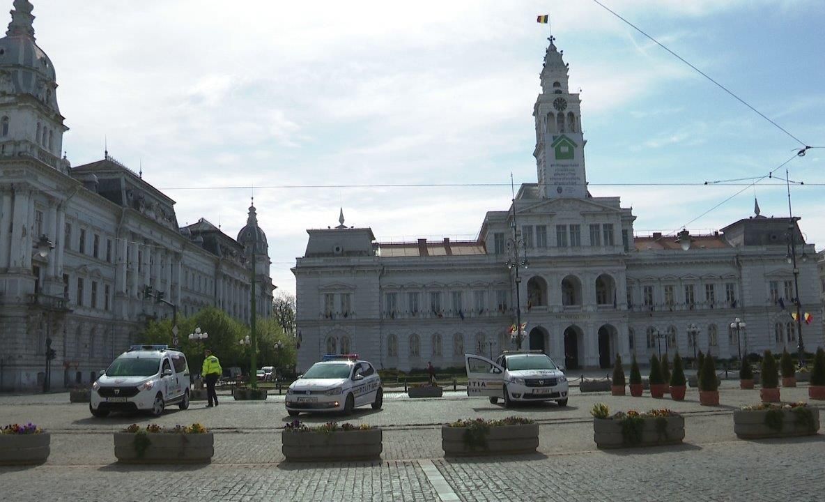 Arad: Pregătirile de Paște i-au scos pe arădeni în număr mare în piețe și magazine