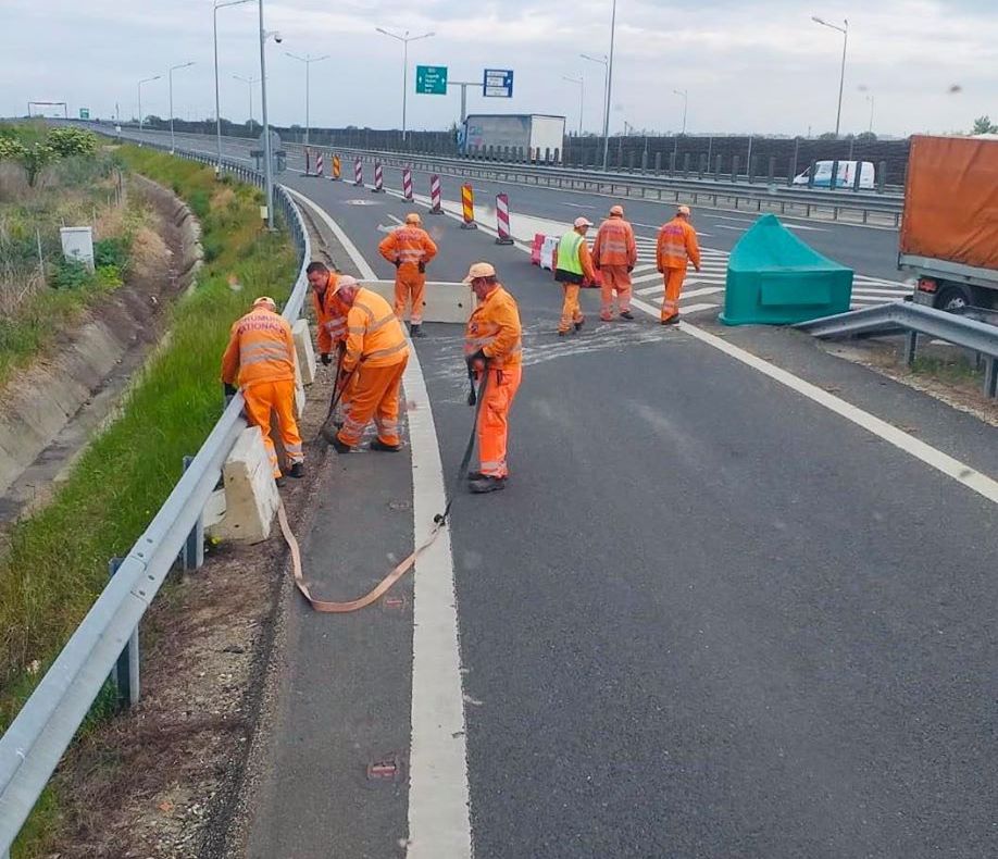Arad: S-au redeschis bretele de coborâre de pe autostrada A1, în Arad, închise pentru ca românii care au venit din vestul Europei să nu pătrundă în oraș