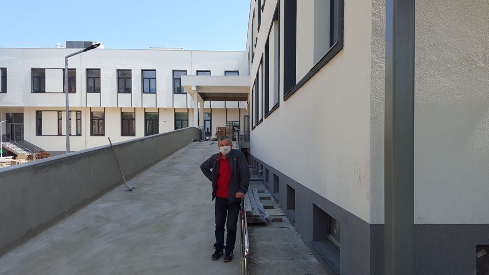 Arad: AUDIO FOTO Spitalul din Lipova, recepționat la sfârșitul lunii mai. Primarul Mircea Jicihici: "ca și construcție, cel mai modern spital din județ"