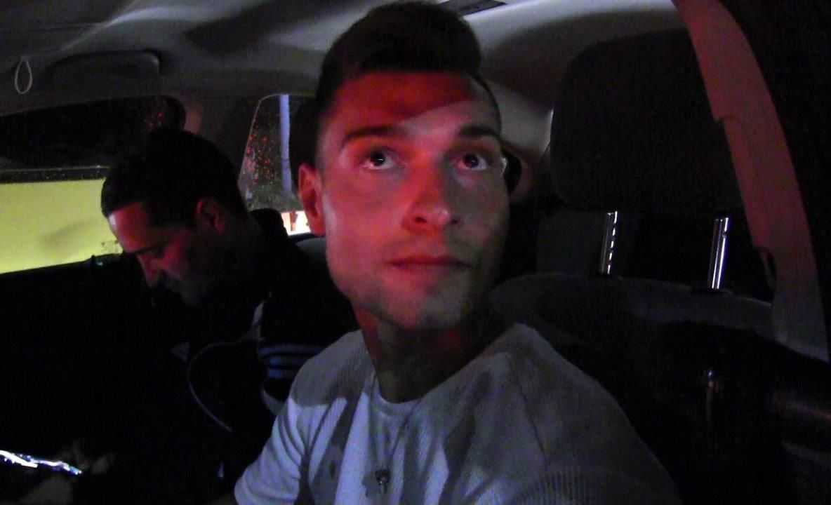 Arad: FOTO VIDEO Sute de români au așteptat în Ungaria ora 00.00 a zilei de 15 iunie. Motivul