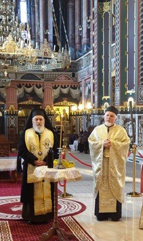 Arad: Slujbă de pomenire pentru Mihai Eminescu, oficiată în Catedrala Arhiepiscopală din centrul Aradului, la 131 de ani de la decesul marelui poet