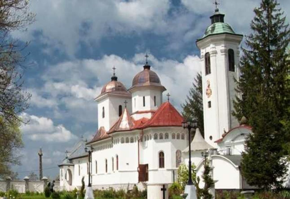 Măsuri de prevenire a răspândirii SARS-CoV-2 pentru persoanele care participă la slujbele de Sfânta Maria