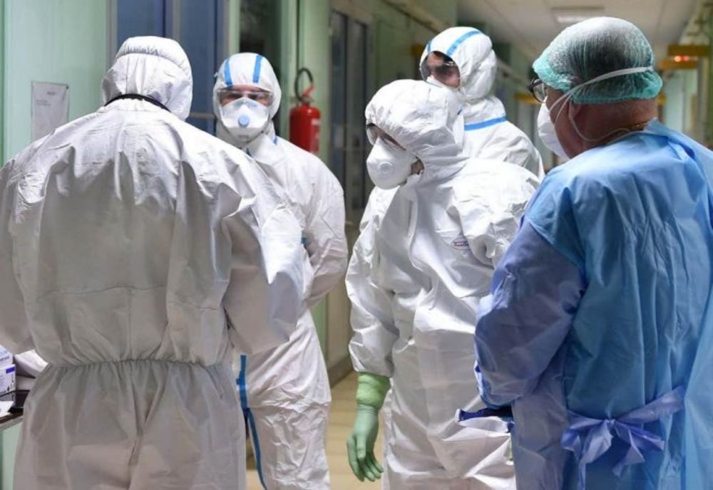 Aproape 80 de cadre medicale sunt infectate cu SARS-CoV-2, marea majoritate de la Spitalul Judeţean