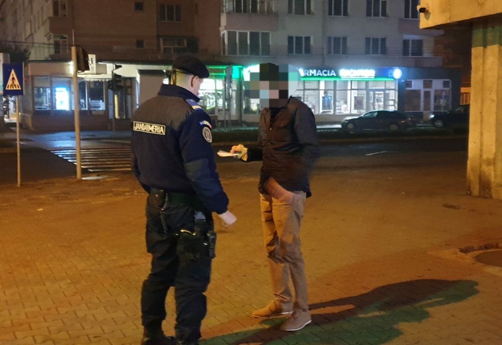 Un arădean diagnosticat cu coronavirus a plecat în oraș, în loc să stea în izolare