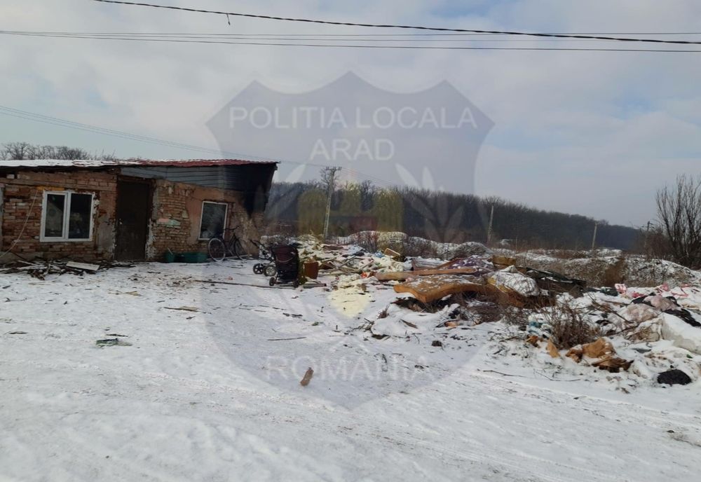 Somații pentru desființarea construcțiilor neautorizate de pe strada Mărului