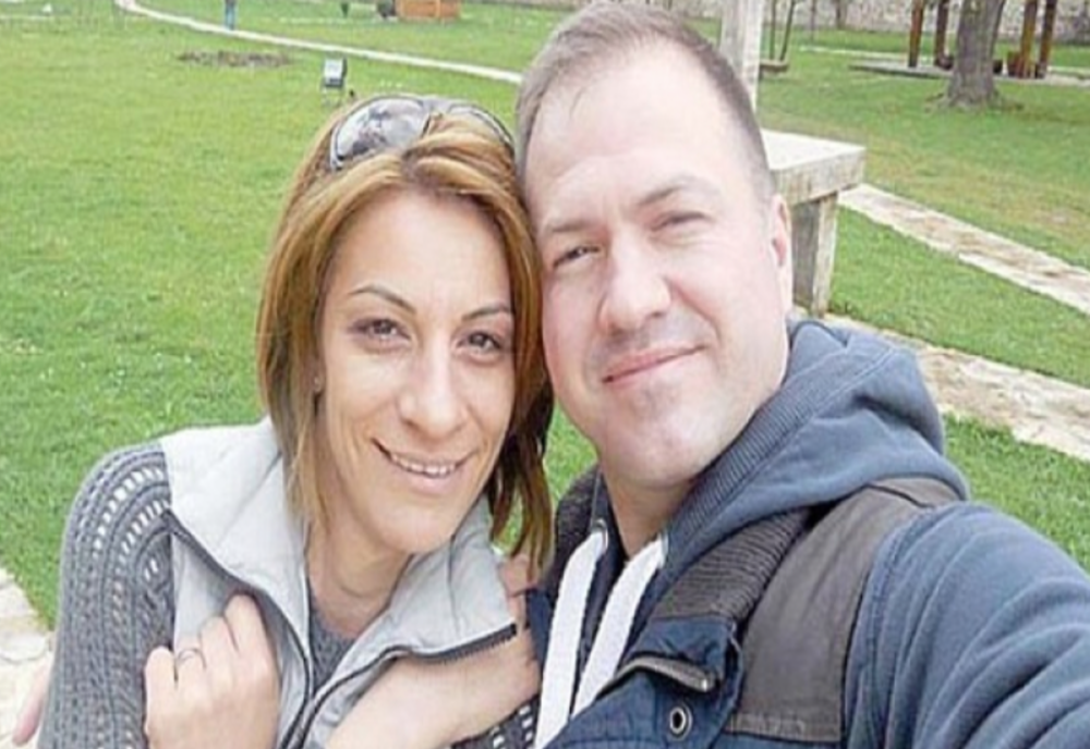 Politica o fi curvă, dar cu presa "de budoar" cum rămâne? Mișcarea "muy caliente", de la dreapta la stânga, a înflăcăratei familii Buble