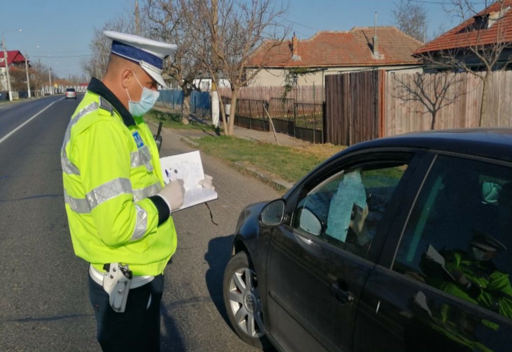 Arădean cu permis de conducere fals prins de poliţiştii din Satu Mare