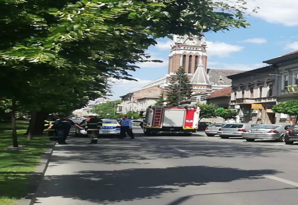 Alarmă la Arad, după descoperirea unei valize suspecte într-o zonă aglomerată din oraș