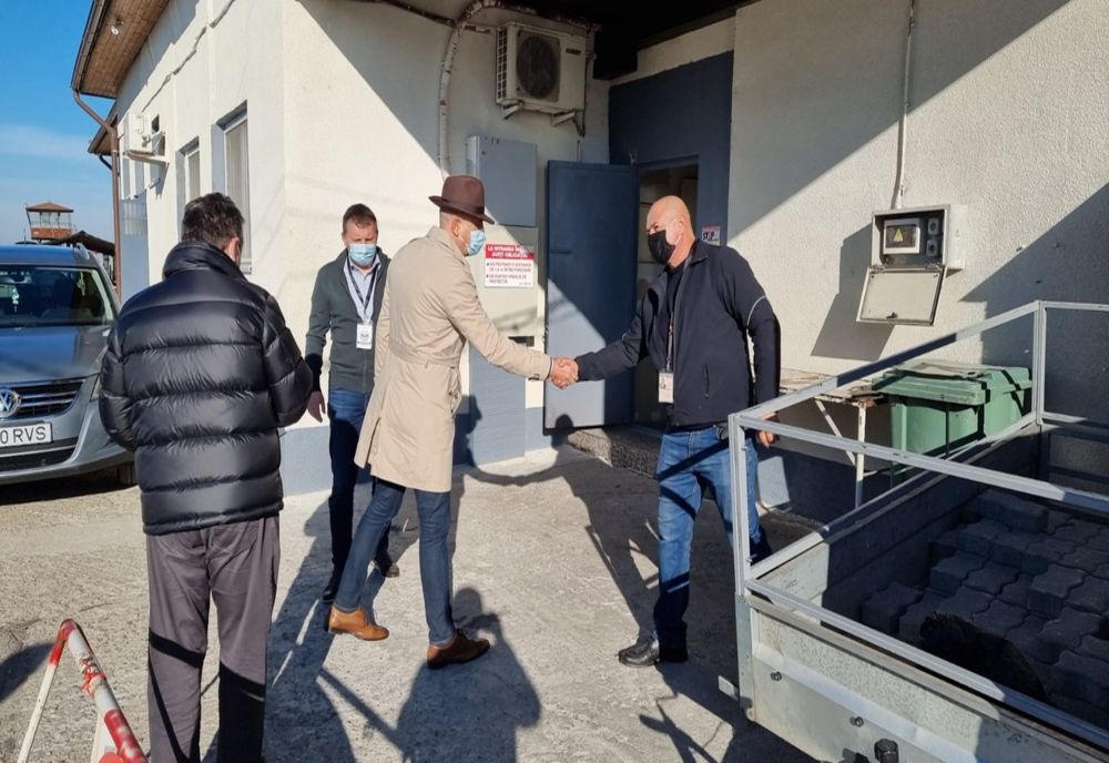 Centru de vaccinare în piața Obor