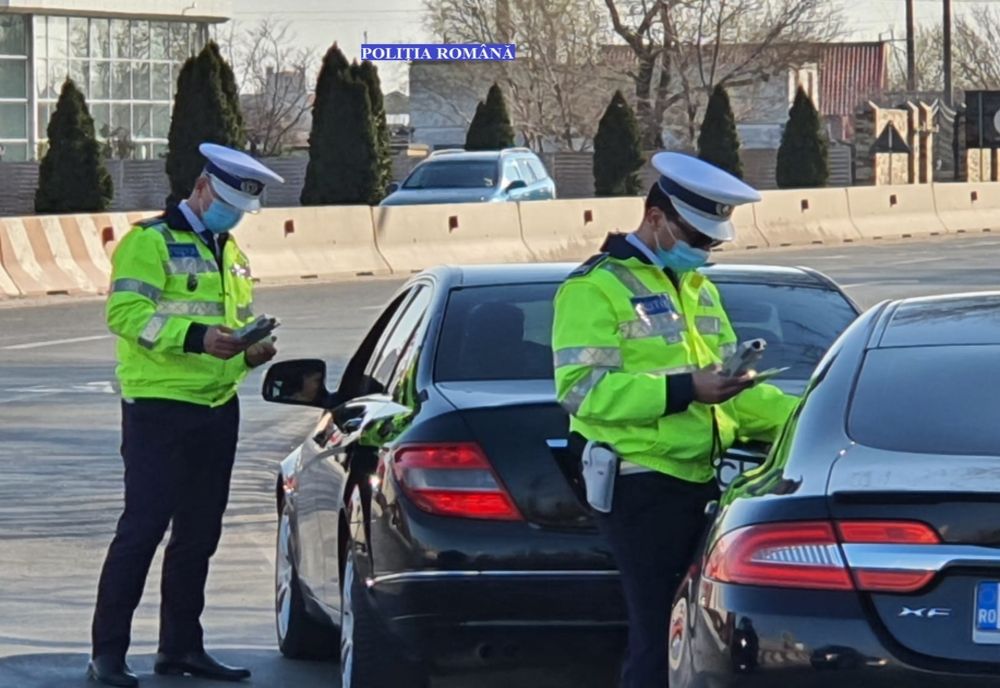 Sancțiuni aplicate de polițiștii rutieri: 15 permise de conducere reținute