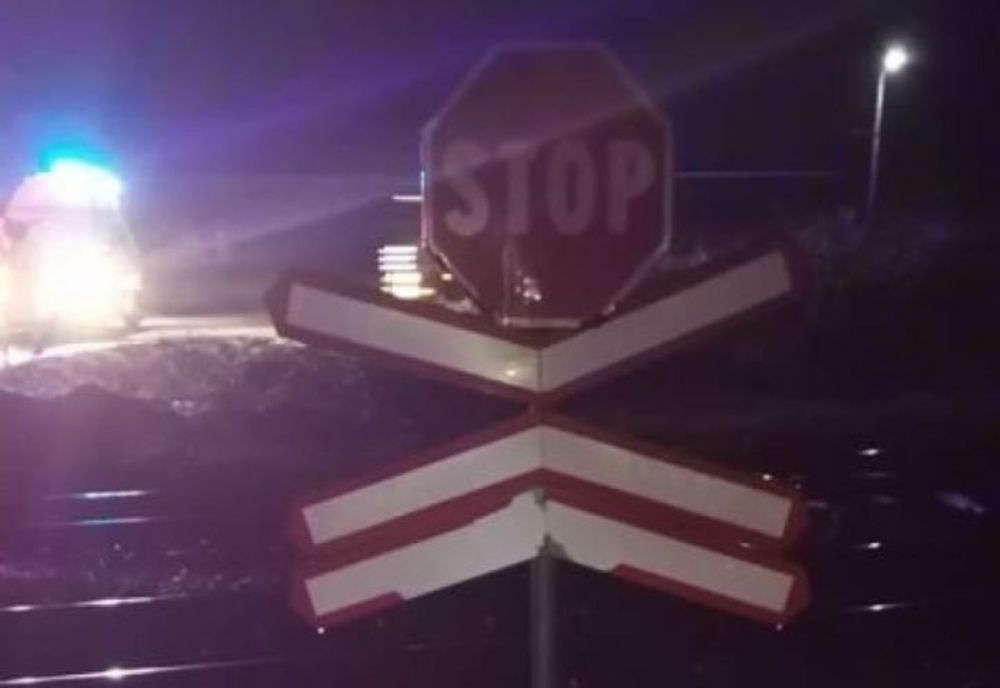 Un bărbat a fost descoperit mort, lângă calea ferată