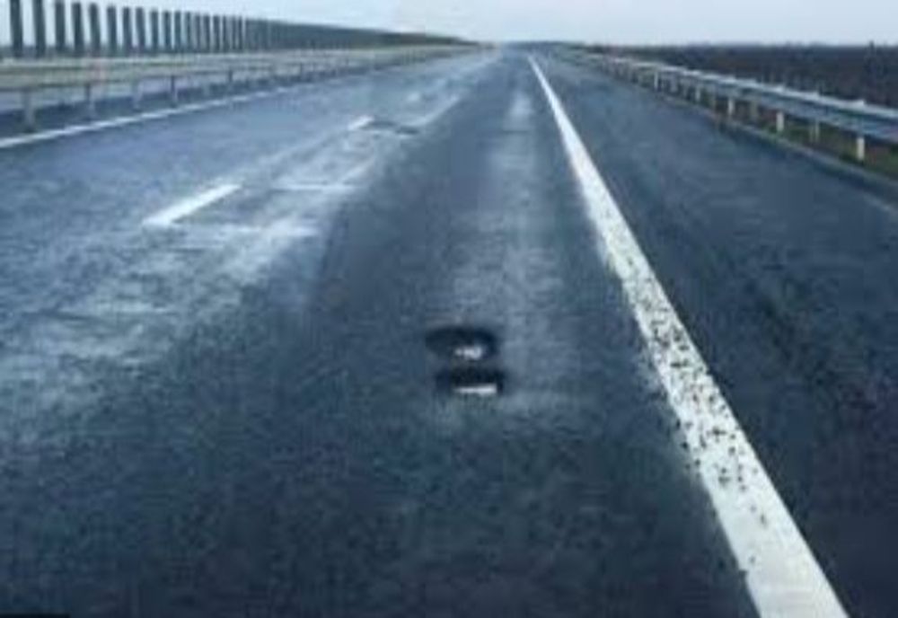 Arad: Şoferii se plâng de gropi apărute pe autostrada A1 în zona Nădlac