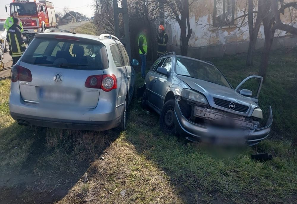 Accident pe o șosea din județul Arad, a fost trimis în intervenție elicopterul SMURD