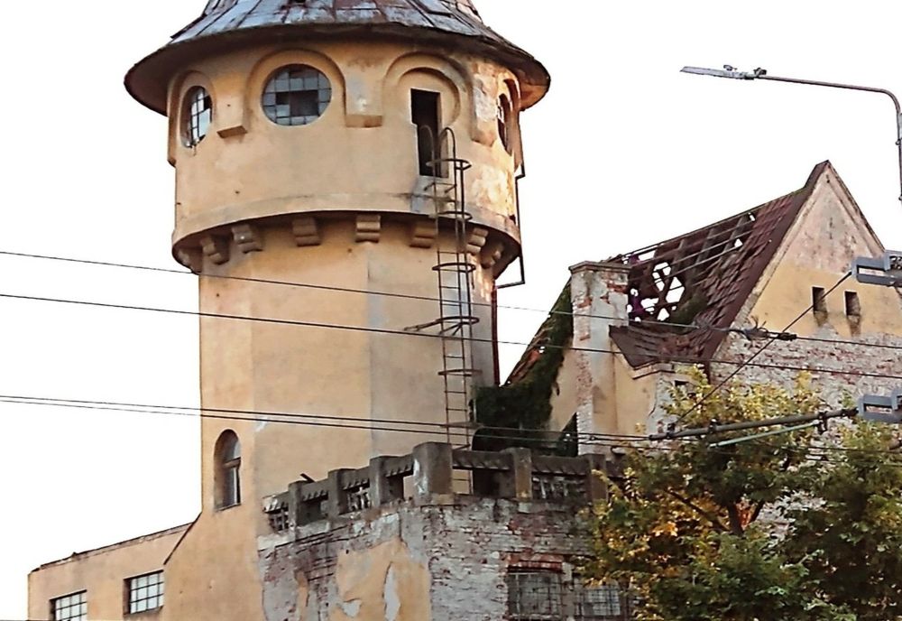 Fosta clădire administrativă a Fabricii ASTRA din Arad va fi reabilitată. Ce va găzdui imobilul?