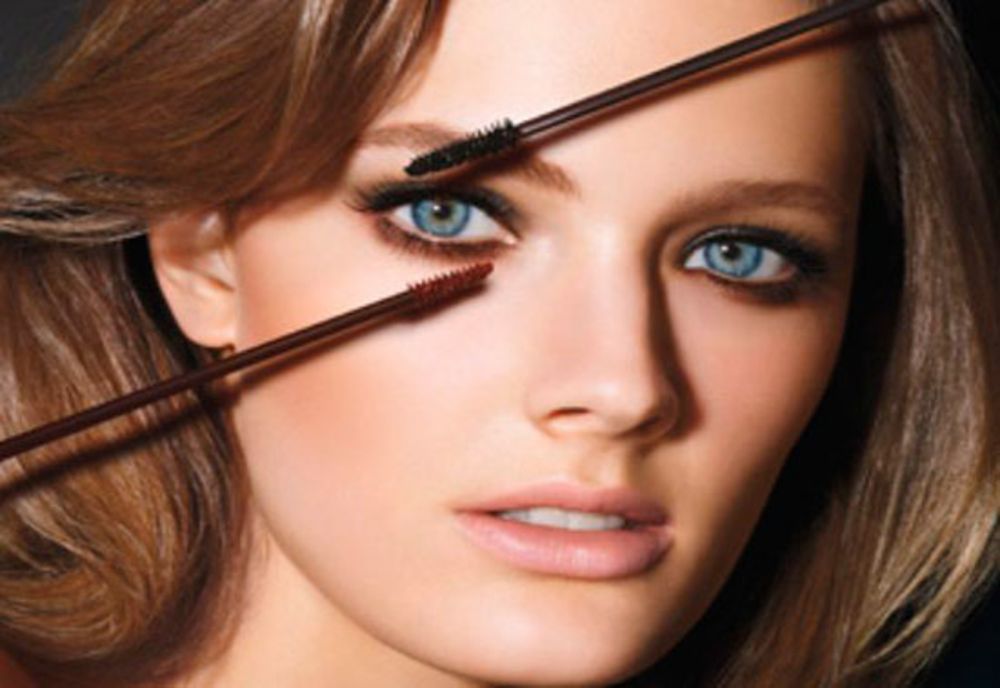 Din ce este făcut de fapt rimelul și pericolul la care se expun femeile