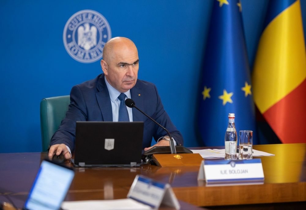 GUVERNUL BOLOJAN LIMITEAZĂ RETRAGEREA BANILOR DIN PILONUL 2 DE PENSII: DOAR 30% ÎN PRIMA TRANȘĂ