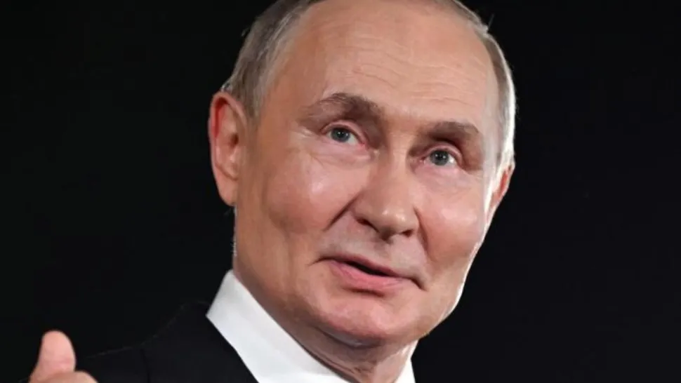 Rusia reacționează după decizia SUA de a relaxa temporar sancțiunile asupra petrolului transportat pe mare