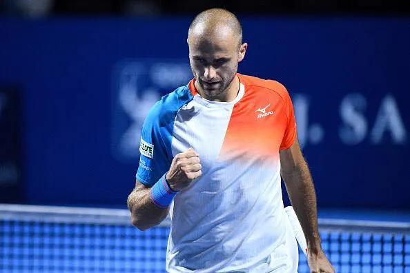 ARADCU 00 MARIUS COPIL SA27OCT