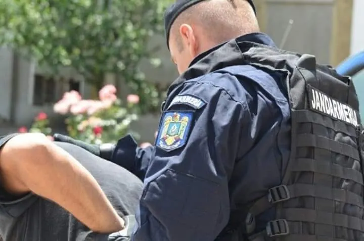 ARADCU 00 JANDARMI MA06NOV