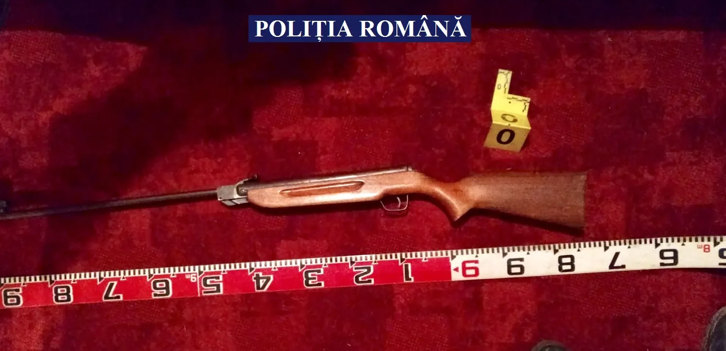 ARADCU 00 ARME MUNITII POLITIA ARAD MI12DEC (1)