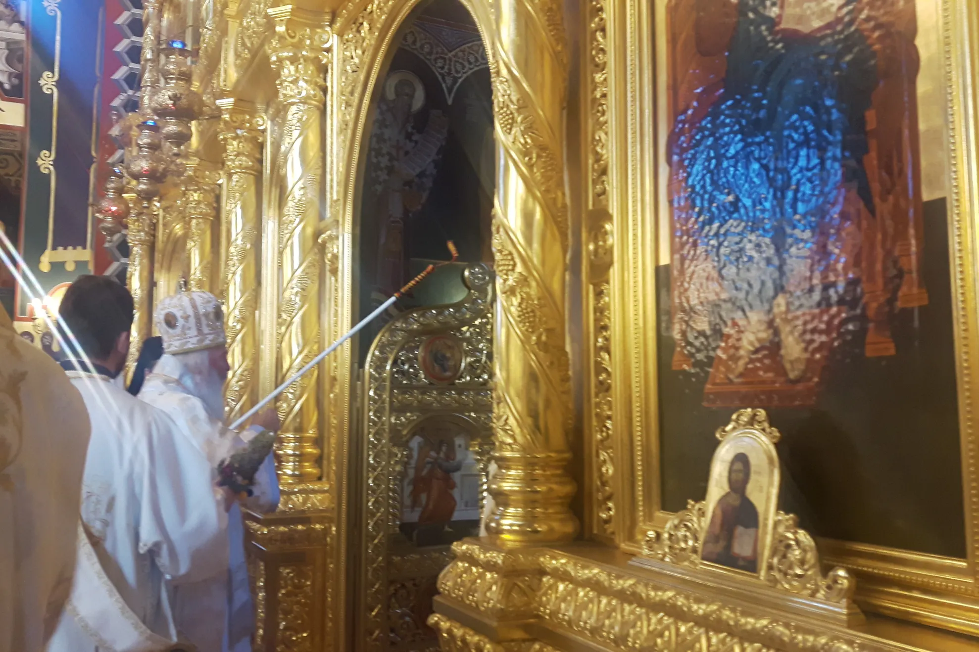 ARADCU 00 SFINTIRE CATEDRALA ARHIEPISCOPALA ARAD DUM09DEC
