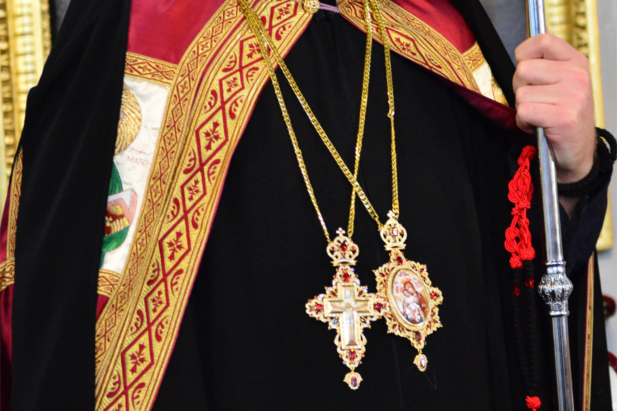 ARADCU 00 EPISCOP VICAR EMILIAN CRISANUL MA12FEB