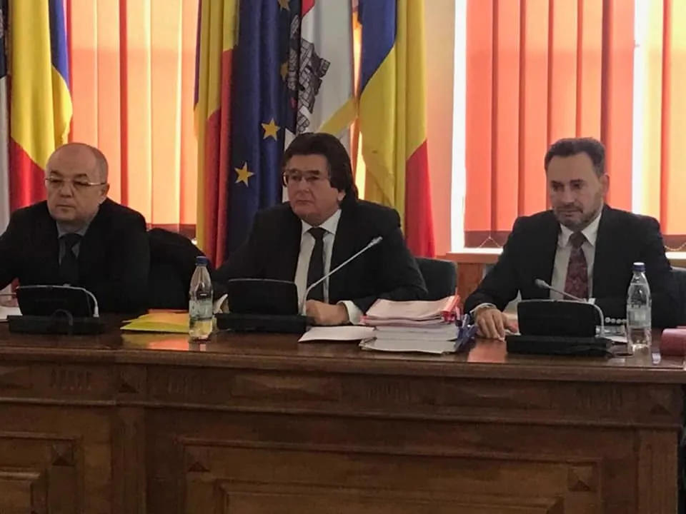 ARADCU 00 GHEORGHE FALCA EMIL BOC NICOLAE ROBU AVE UE MA26FEB