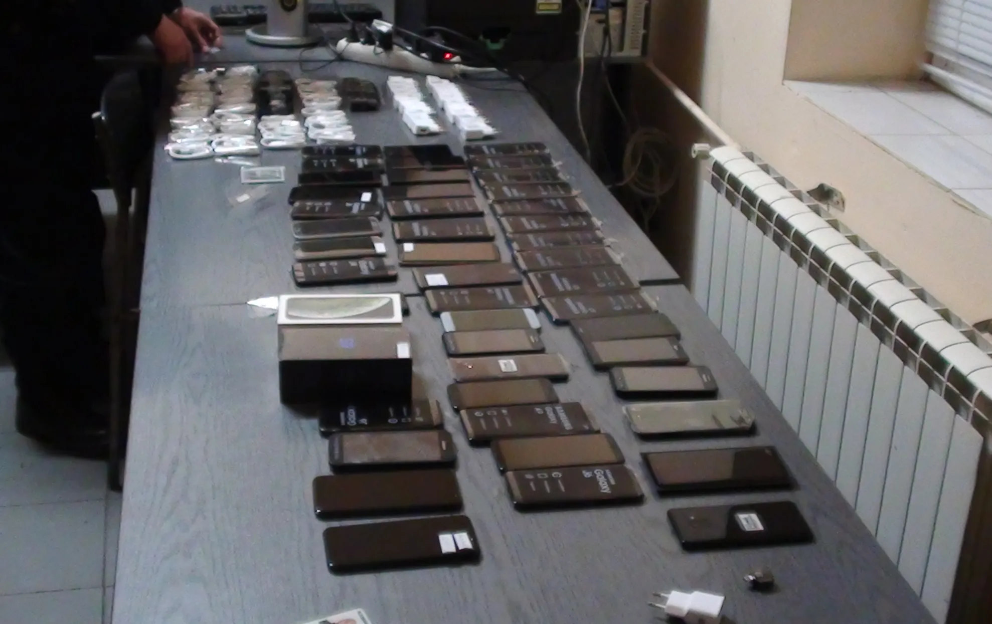 ARADCU 00 TELEFOANE MOBILE JANDARMI JANDARMERIA ARAD MI27FEB