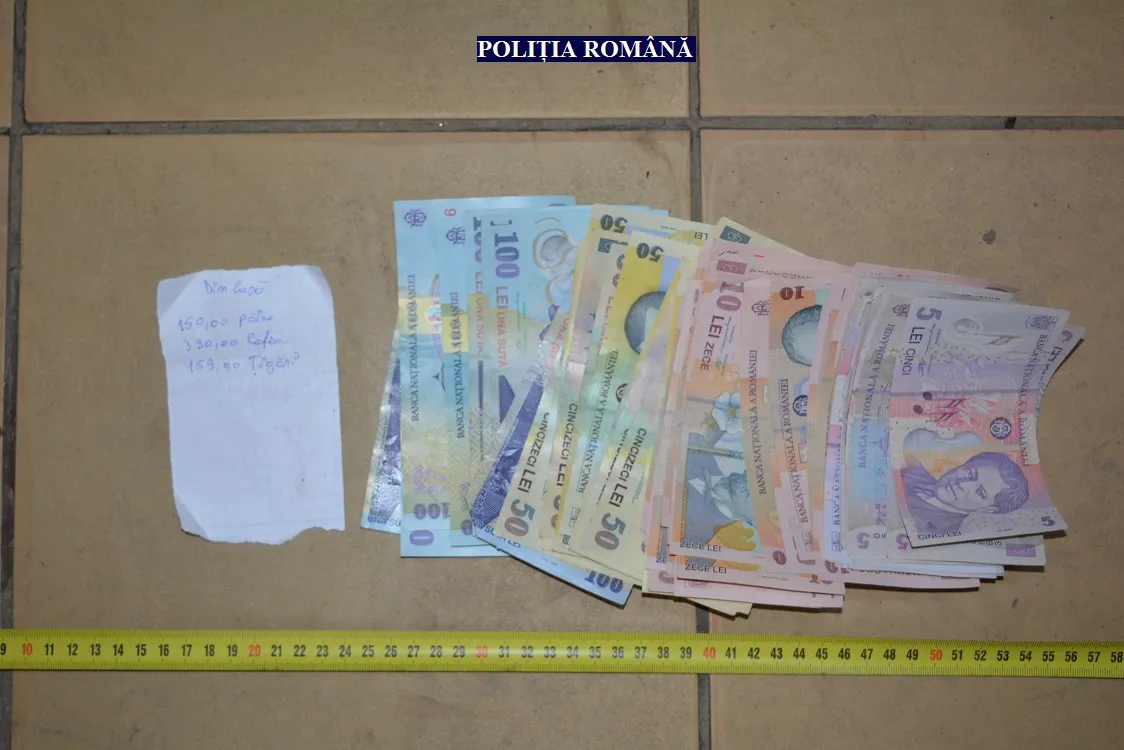 ARADCU BANI TIGARI DE CONTRABANDA LIPOVA POLITIA ARAD VI08FEB (2)