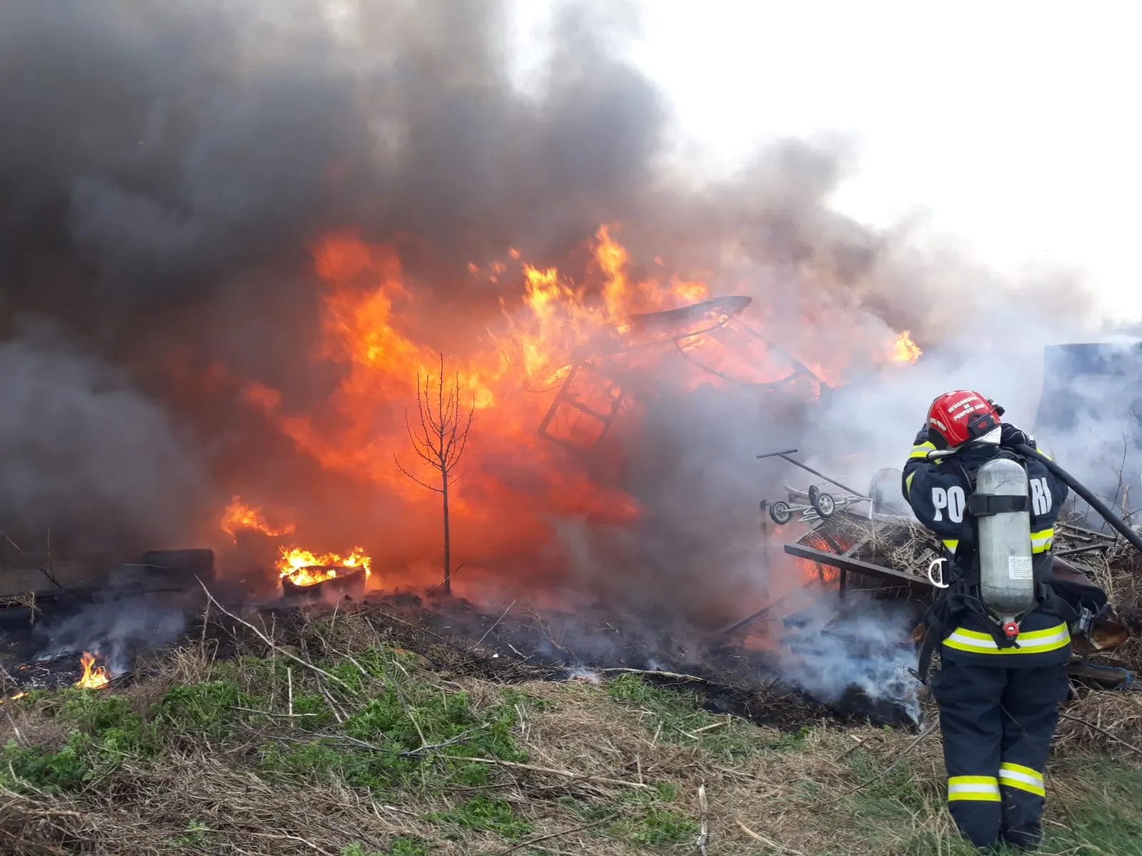 ARADCU 00 ISU ARAD LU25MART 2